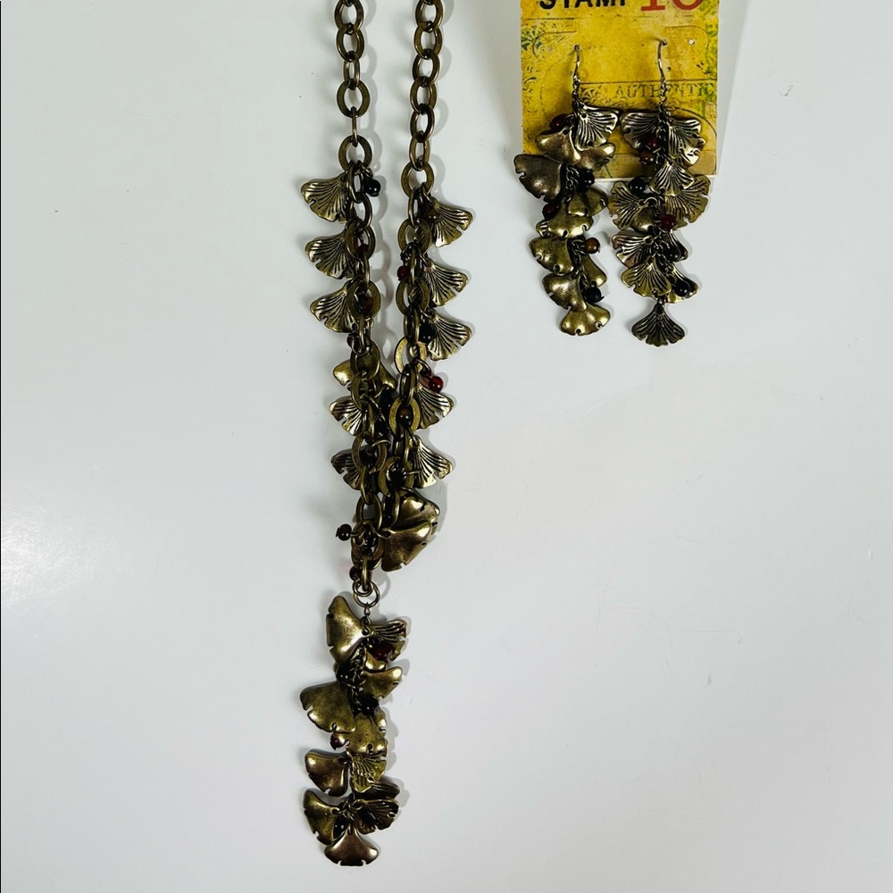 Stamp 10 Unique Beaded Necklace With Dangle Pierced Earrings New